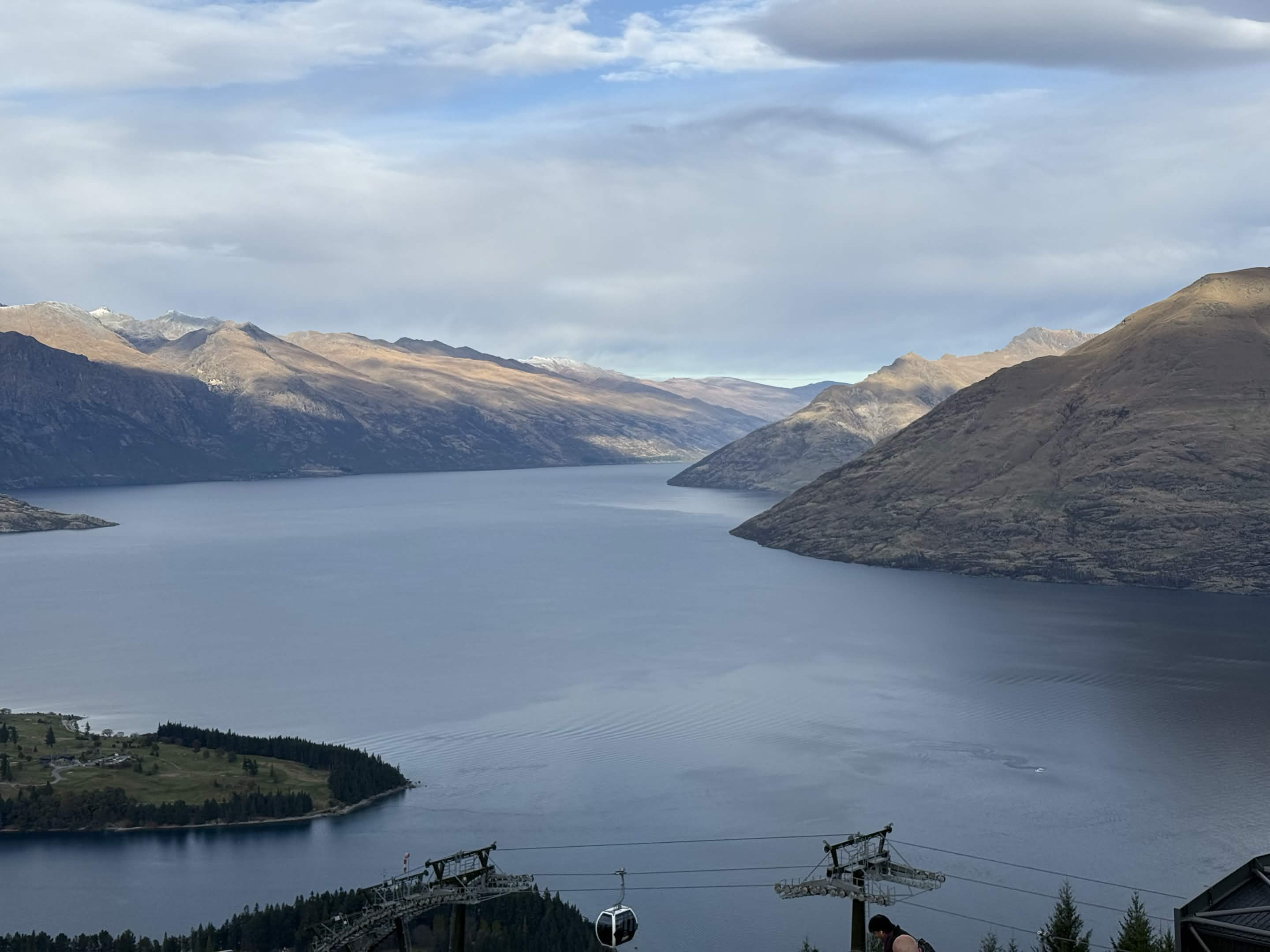 View over Lake Wakatipu and the surrounding mountains from the Skyline Gondola in Queenstown